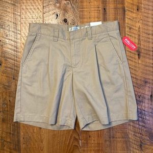 NWT Austin Clothing Co Pleated Khaki Shorts, Size 8
